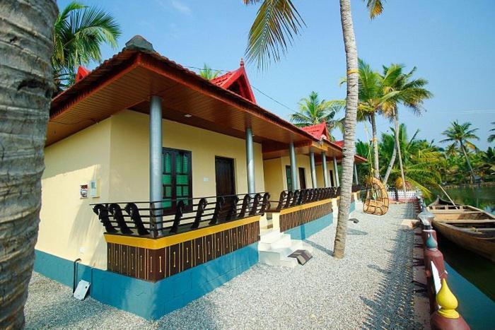 Munroe Island Lake Resort Mundrothuruth Bagian luar foto