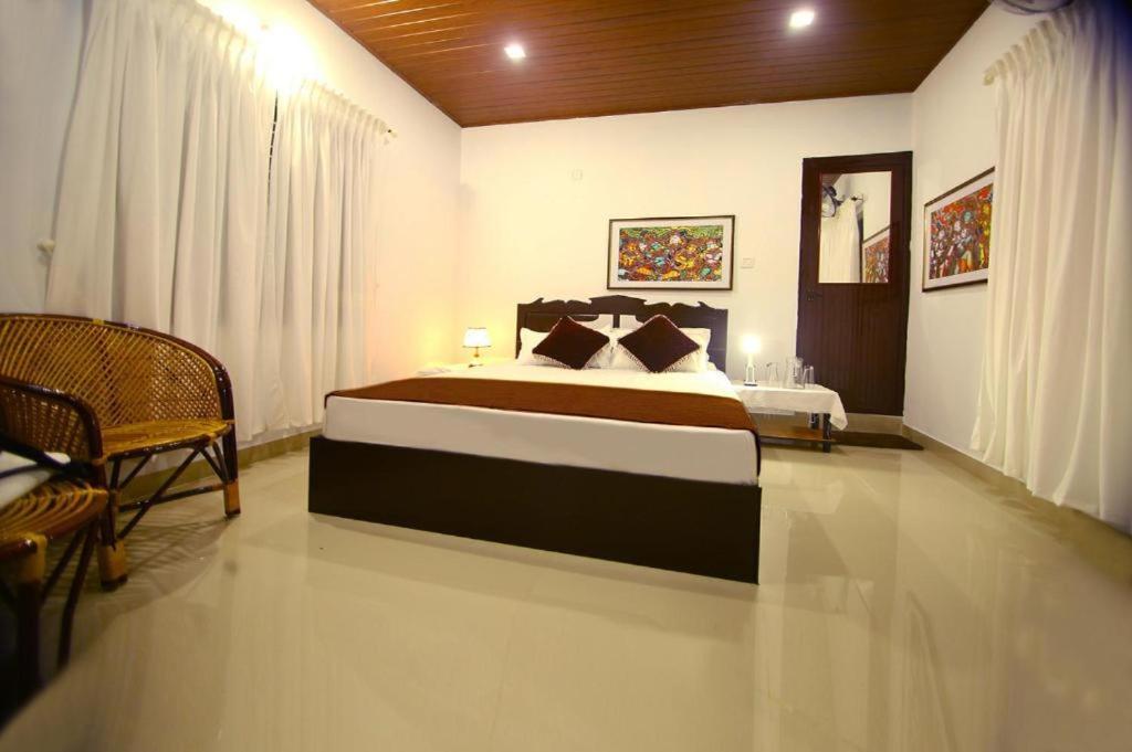 Munroe Island Lake Resort Mundrothuruth Bagian luar foto