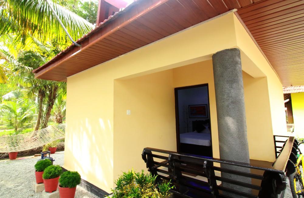 Munroe Island Lake Resort Mundrothuruth Bagian luar foto