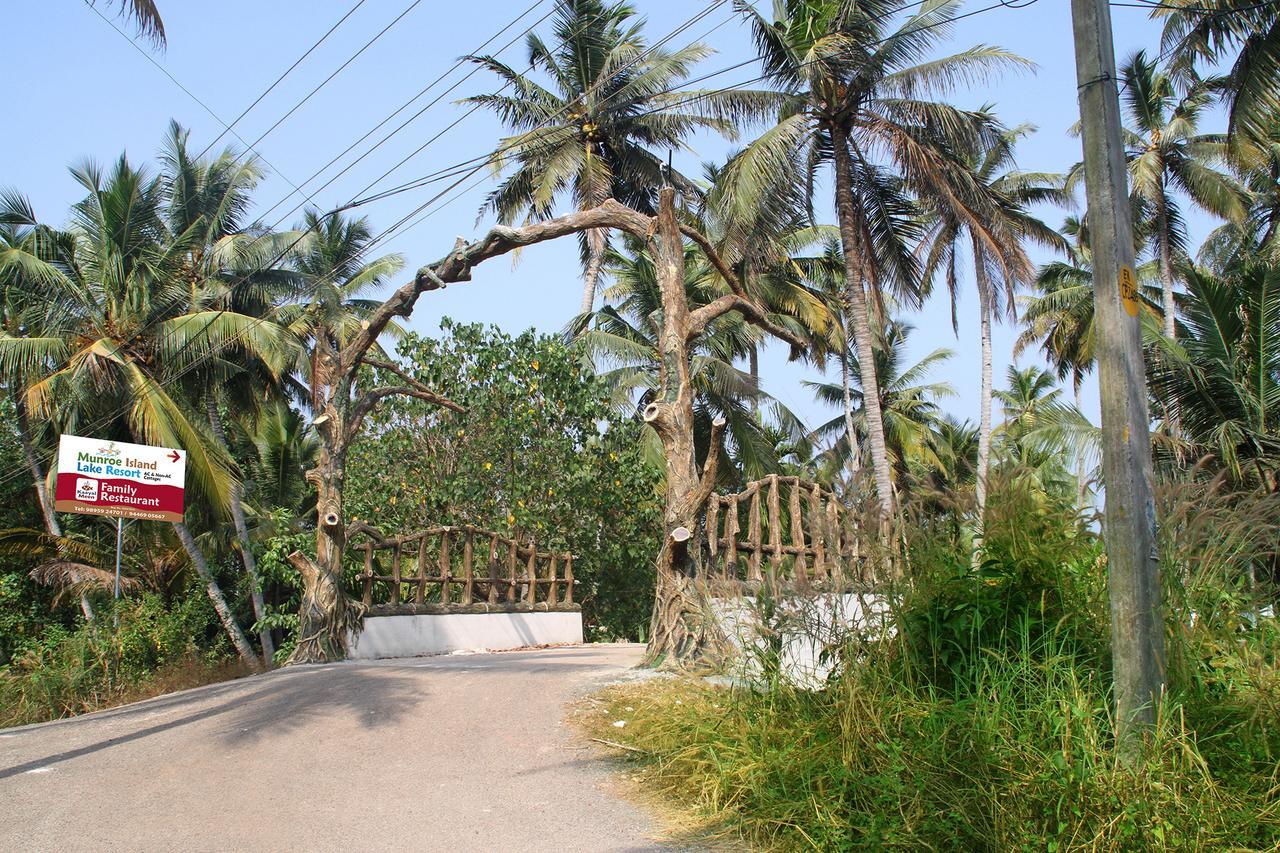 Munroe Island Lake Resort Mundrothuruth Bagian luar foto